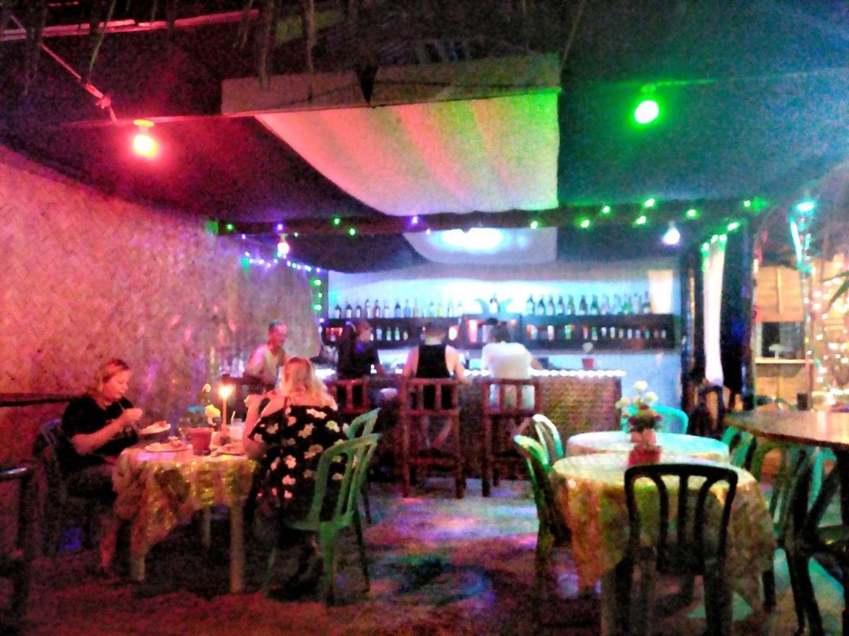 Why Not Restobar Cottages Сабанг Экстерьер фото